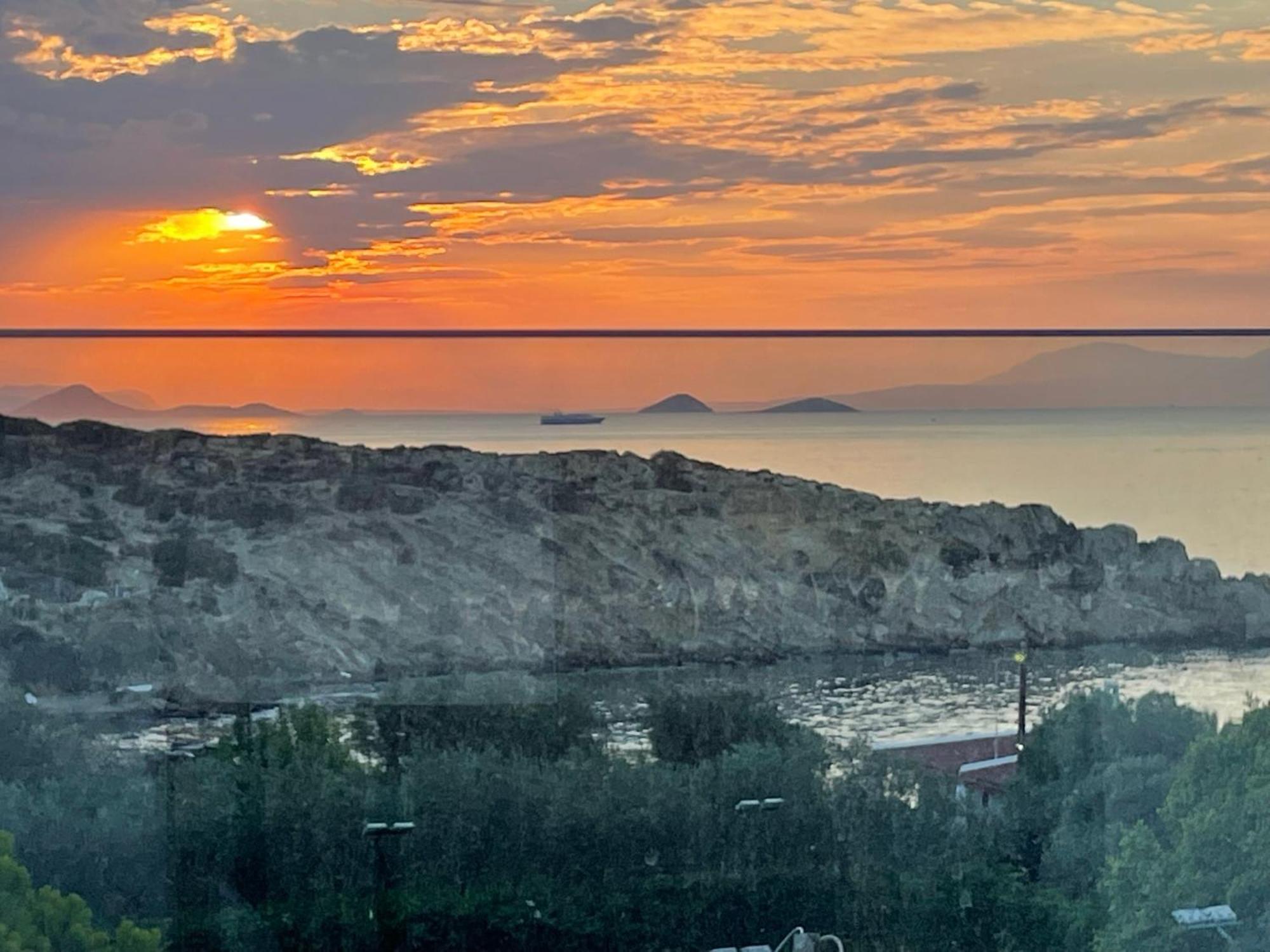 Souvala /Aegina. Excellent Location Luxury Villa. Vathí Buitenkant foto